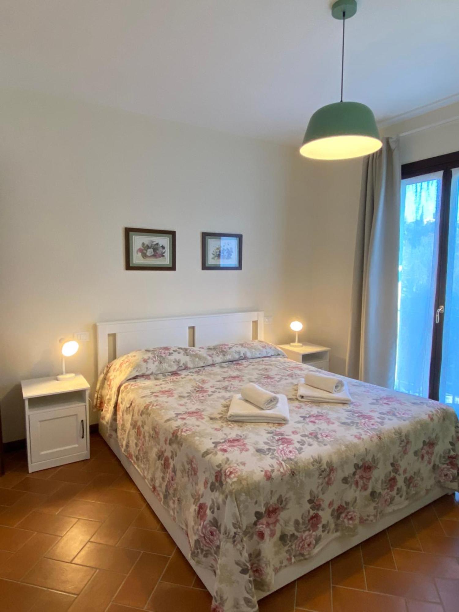 Апартаменты Residenza Cipressi E Olivi Верона Экстерьер фото